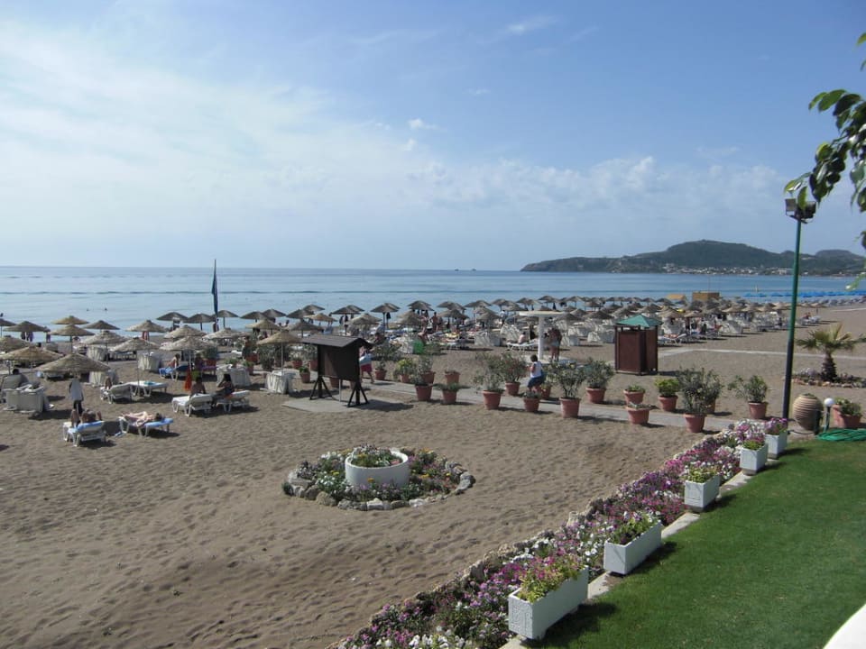Sehr schöner gepflegter Strand Hotel Calypso Beach