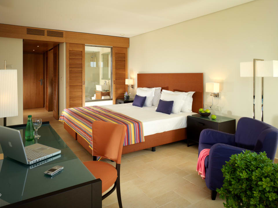 Zimmer Kernos Beach Hotel & Bungalows