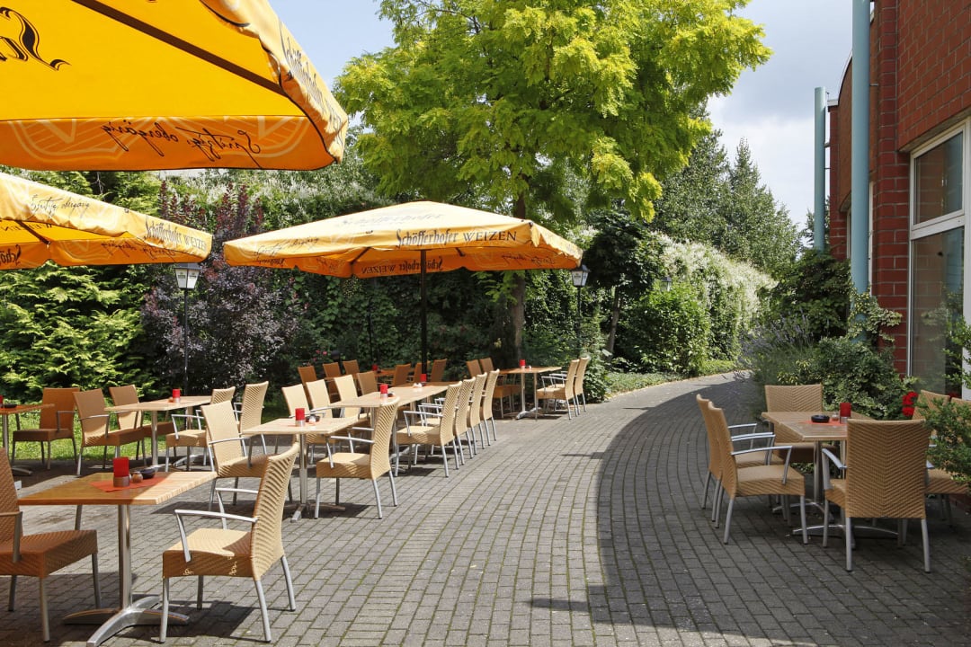 Hürther Terrasse H+ Hotel Köln Hürth