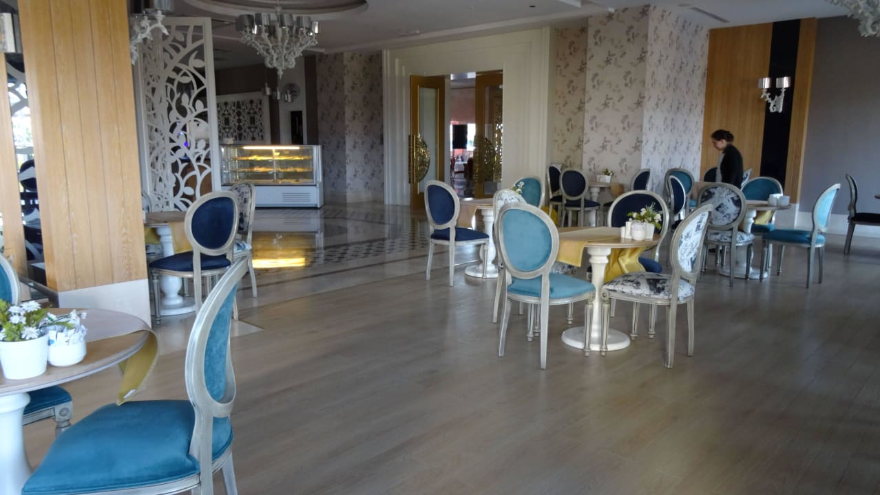 Patisserie Villa Side Residence