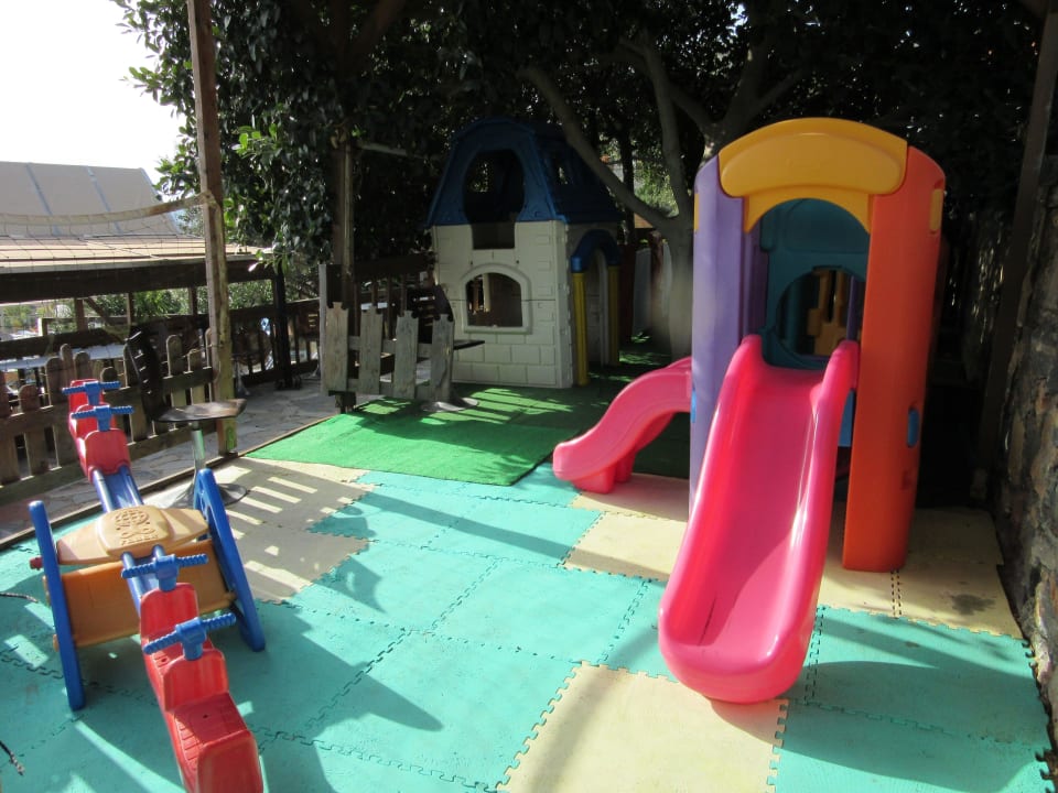 Spielplatz für kleine Kinder Elounda Residence Resort & Waterpark