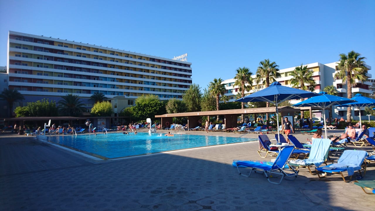 Pool Esperides Beach Resort