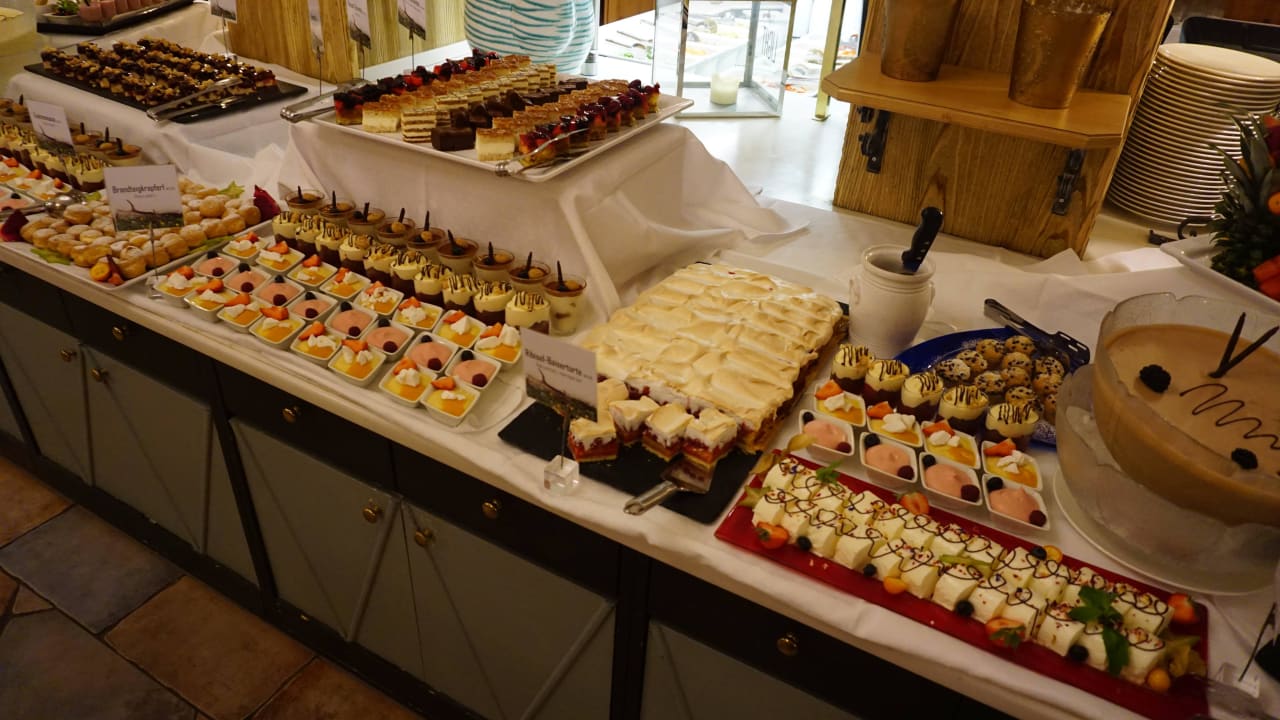 Nachtischbüffet Hotel DIE SONNE
