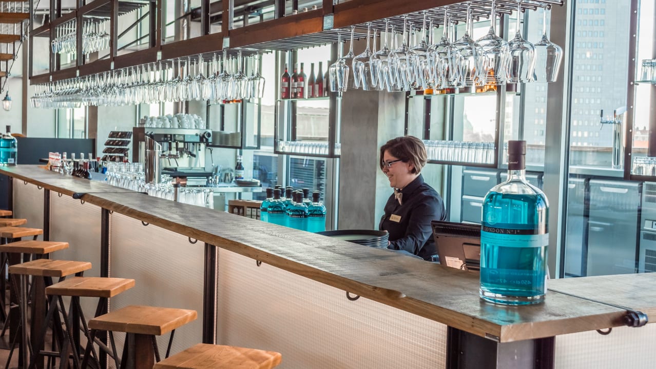 Gastro Felix Suiten am Augustusplatz