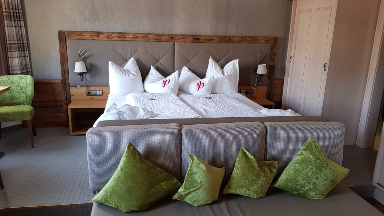 Super Doppelbett, tolle Kissen und Matratzen  Hotel & Gasthof Perauer