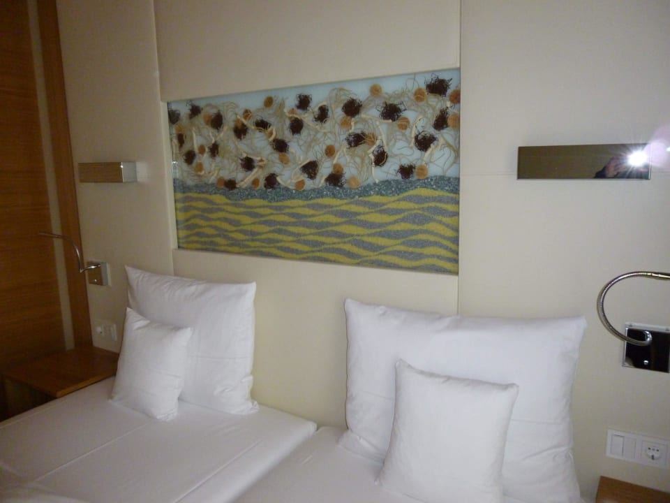 Nette Details - Wandbild mit Sand Kaisergarten Hotel Deidesheim