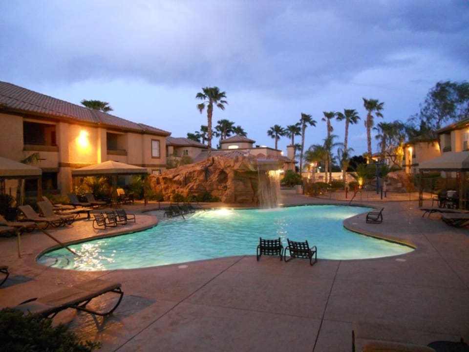 Hauptpool mit Wasserfall Hotel Desert Paradise Resort