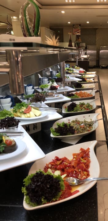 Gastro Adenya Hotel & Resort