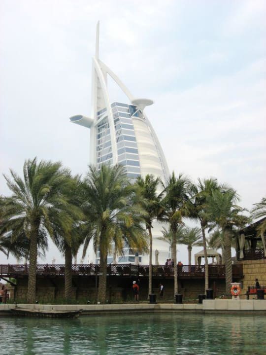 Aussicht vom Mina A'Salam auf das Burj al Arab Jumeirah Mina A'Salam