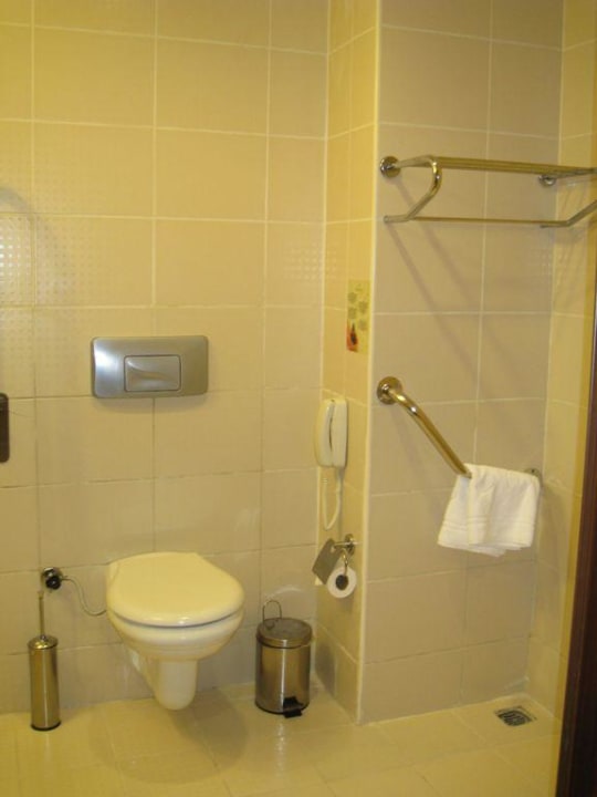 Bad im behindertengerechten Zimmer Belek Beach Resort Hotel