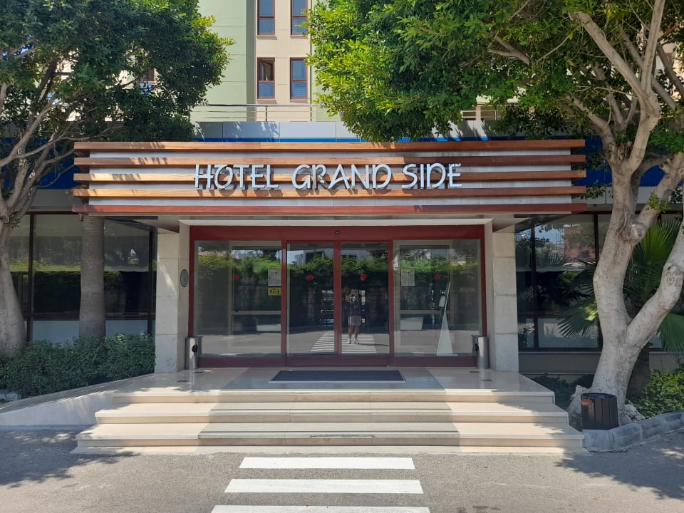 Außenansicht Hotel Grand Side