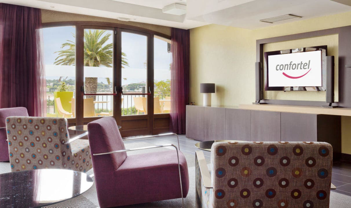 Cafetería Ilunion Caleta Park