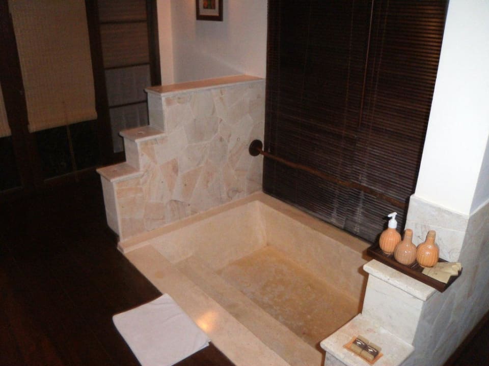 Bad Hotel Naya Gawana Resort & Spa