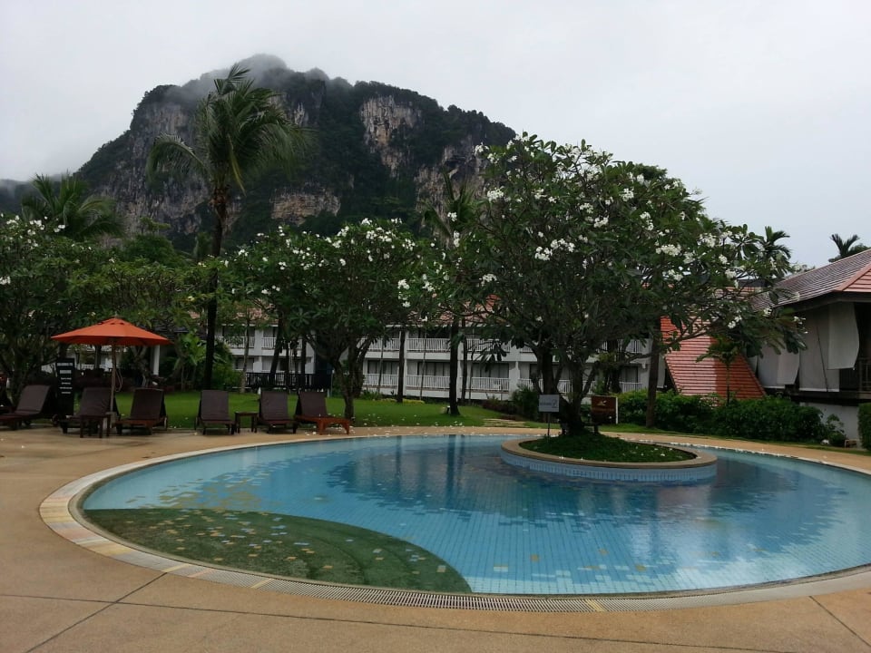 Großer Pool Aonang Villa Resort