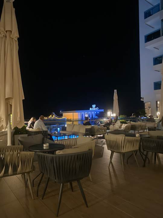 Lobby Azura Deluxe Resort & Spa Hotel