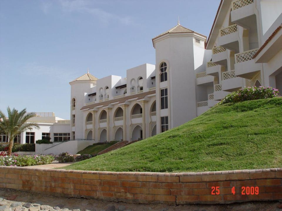 April 2009 Old Palace Resort Sahl Hasheesh