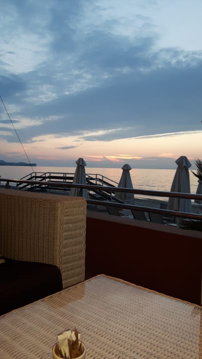 Ausblick Acharavi Beach Hotel