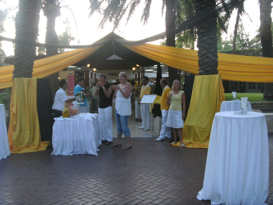 Magico (Hauptrestaurant) Eingang Monachus Family Resort Sorgun