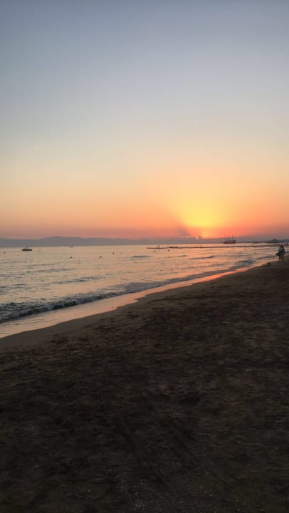 Strand Hotel Defne Garden