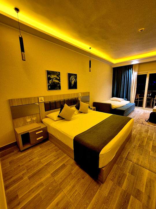 Zimmer Sirena Beach Resort & Spa