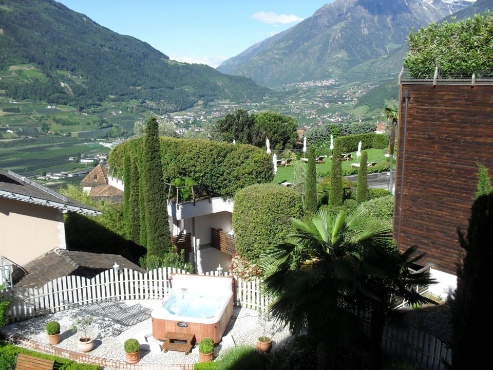 Ausblick vom Zimmer aus Hotel Alpenhof