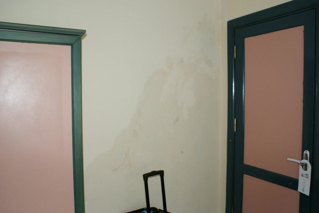 Die Wand Hotel Sirma