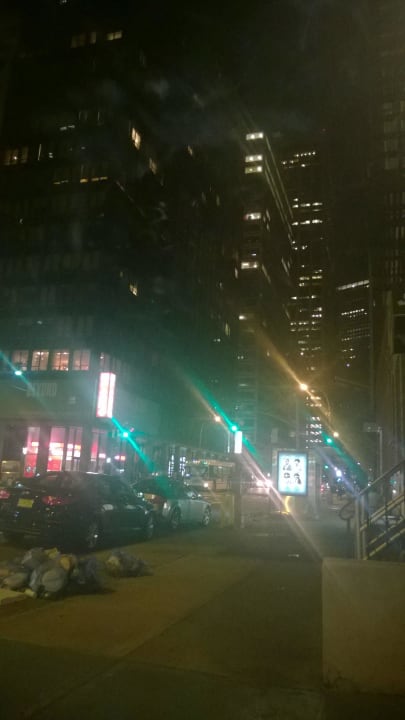 Aussicht vorm Eingang  Hotel Holiday Inn Express New York City Wall Street