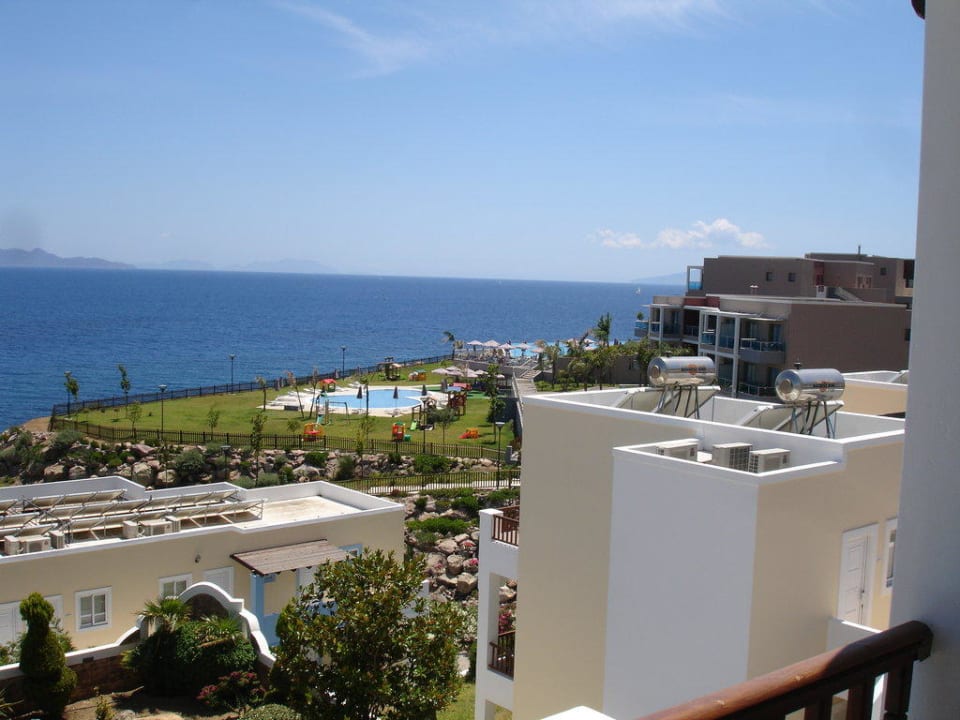Ausblick vom Zimmer/Balkon Dimitra Beach Hotel & Suites