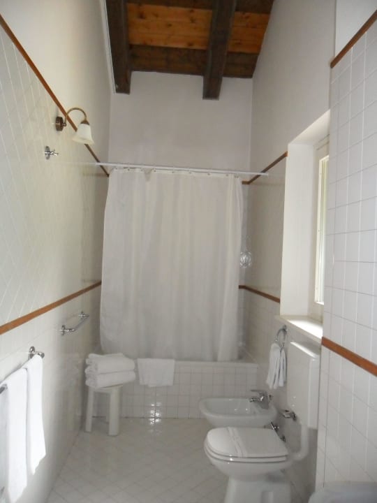 Badezimmer mit Dachschräge Grand Hotel Misurina