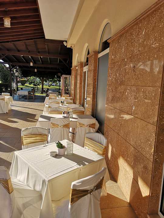 Gastro Mary Hotel Side