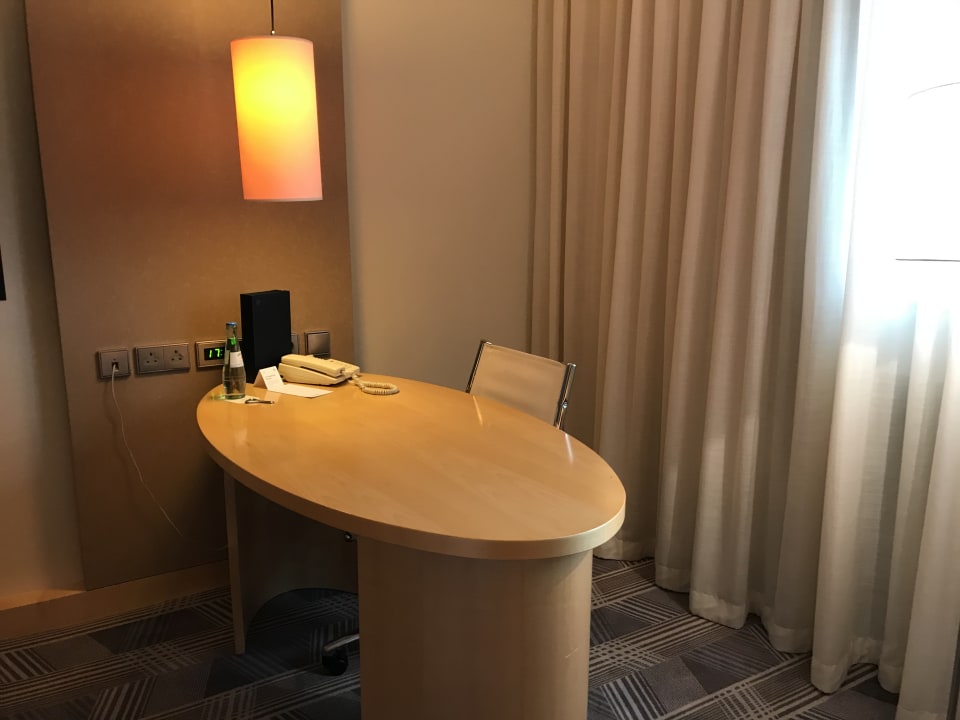 Zimmer Sheraton Frankfurt Airport Hotel & Conference Center