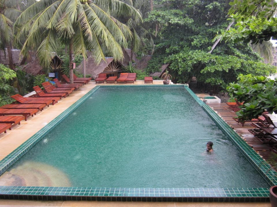Der Pool Haad Gruad Beach Resort & Spa