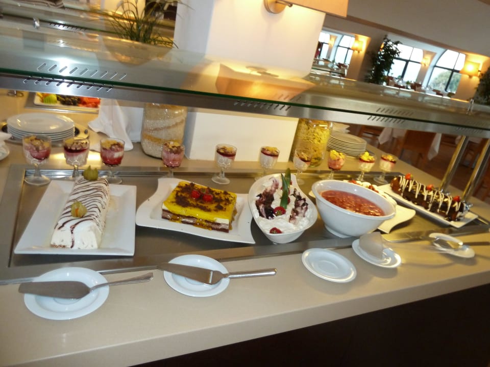 Sehr leckere Desserts TUI BLUE Oceanis Beach and Spa Resort