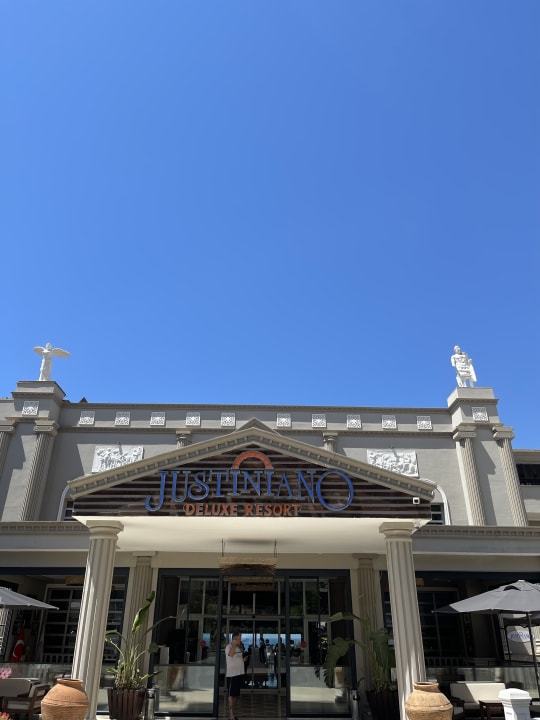 Außenansicht Justiniano Deluxe Resort