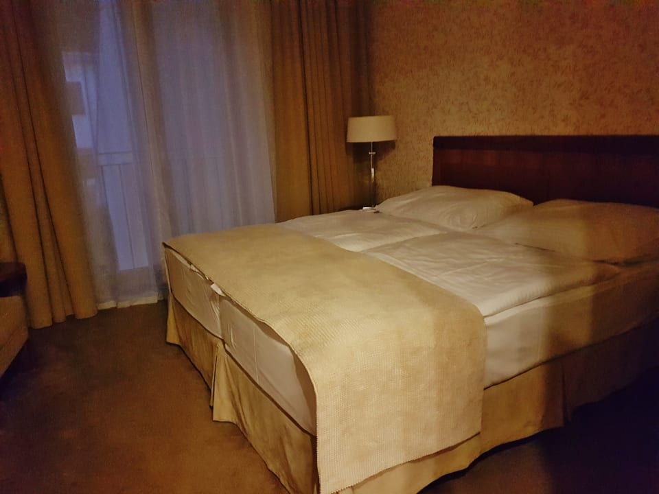 Zimmer Hotel Ambassador