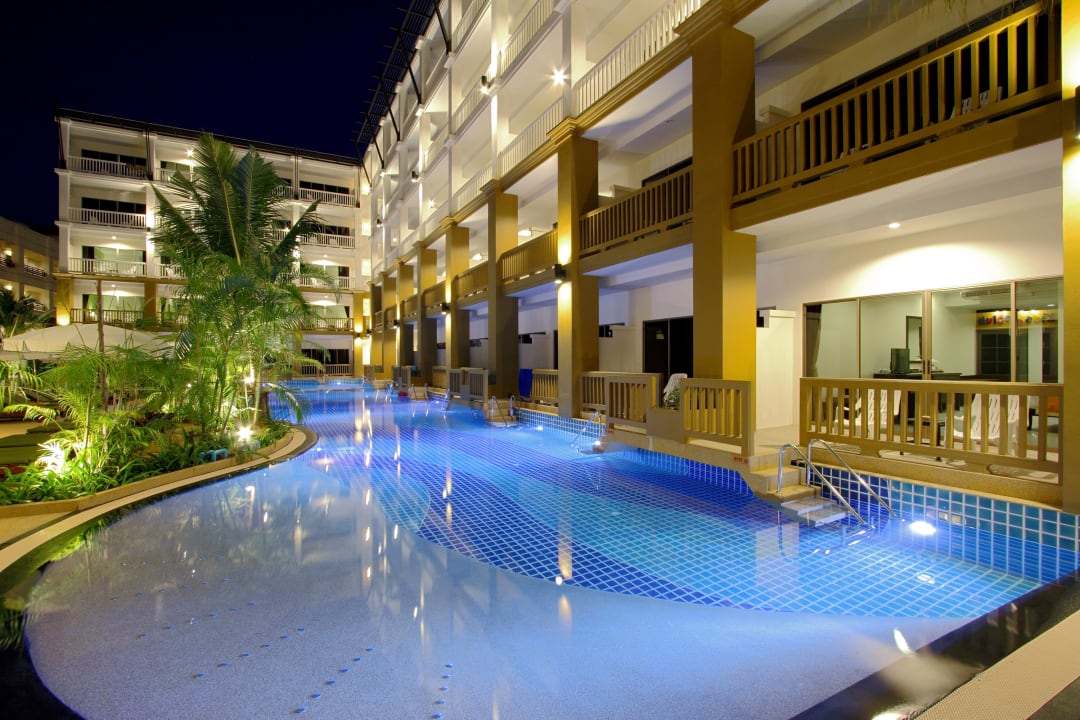 Pool Kata Sea Breeze Resort