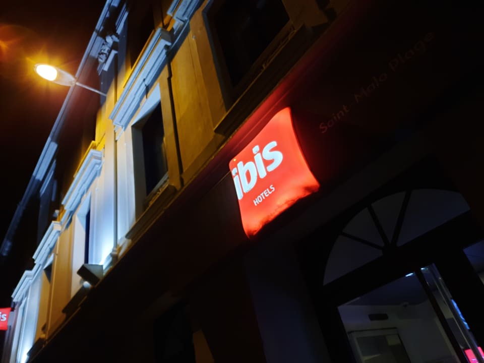 Lobby Hotel Ibis Saint Malo Plage