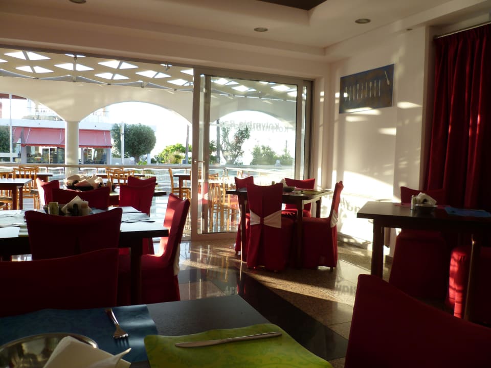 Das Restaurant innen und außen Kolymbia Bay Art Adults-only Hotel