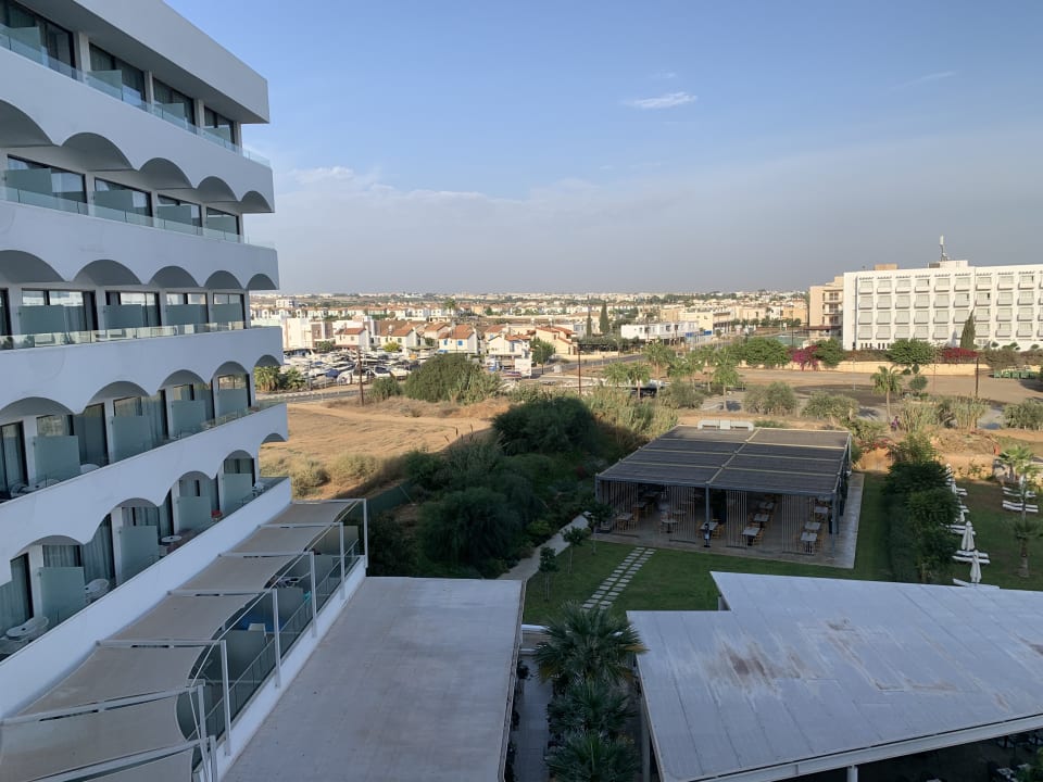 Ausblick Crystal Springs Beach Hotel