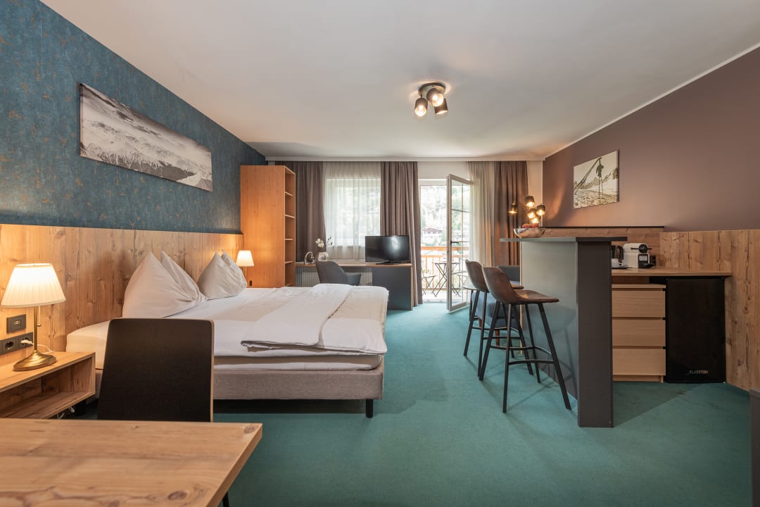 Zimmer AlpenParks Hotel & Apartment Montana Matrei