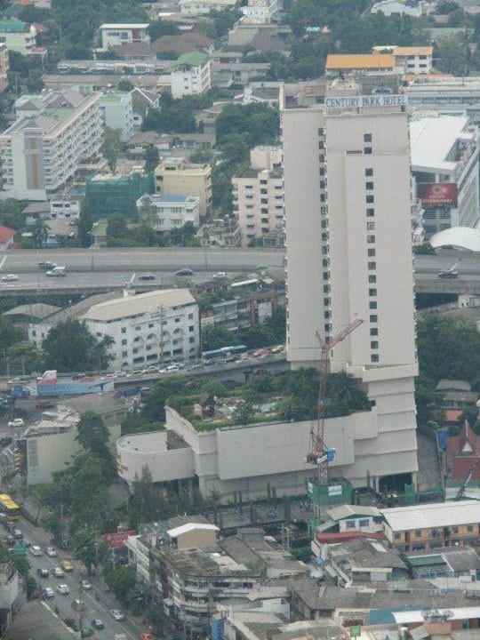 Hotelgebäude. Hotel Century Park