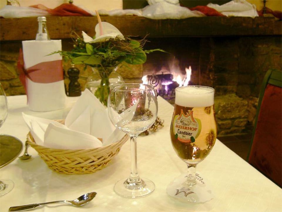 Lecker essen am Kaminfeuer Landhotel Der Schwallenhof