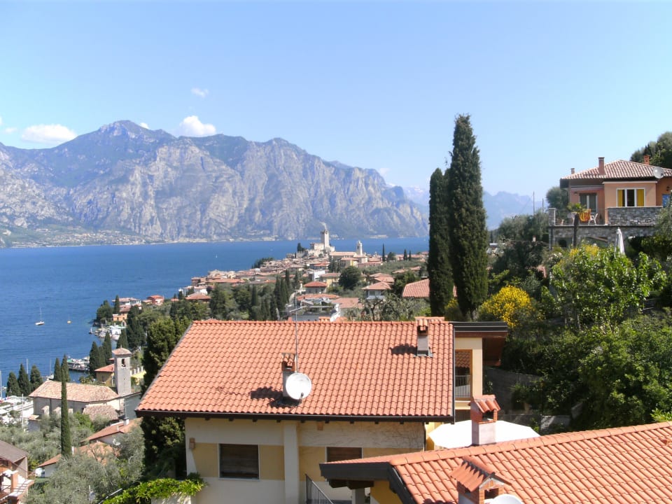 Von der Dachterrasse nach Malcesine Villa Smeralda