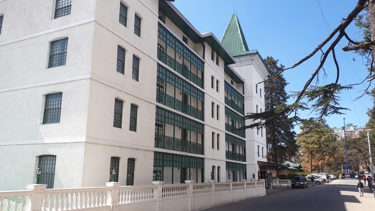 Außenansicht Cecil Oberoi