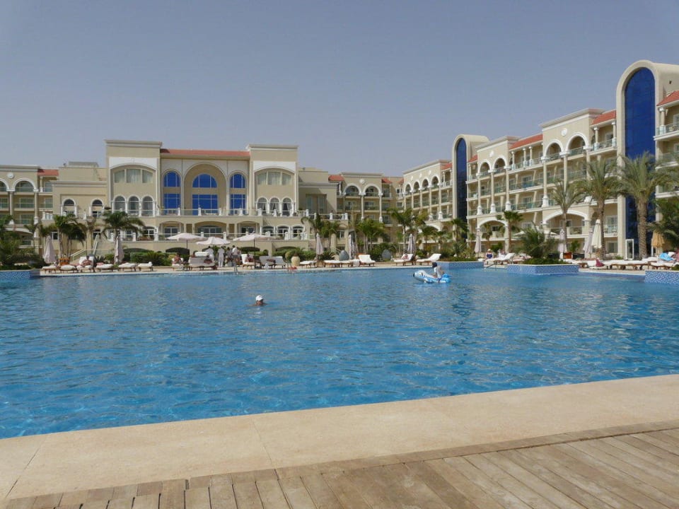 Main Swimming Pool Premier Le Reve Hotel & Spa