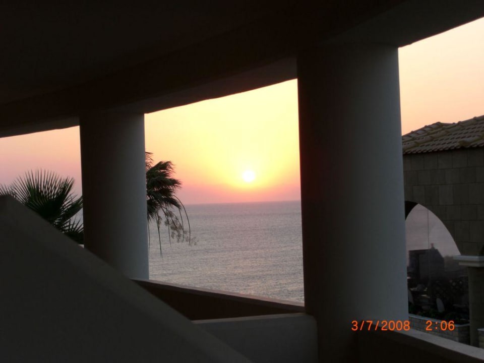 Sonnenaufgang Hotel Kalithea Horizon Royal