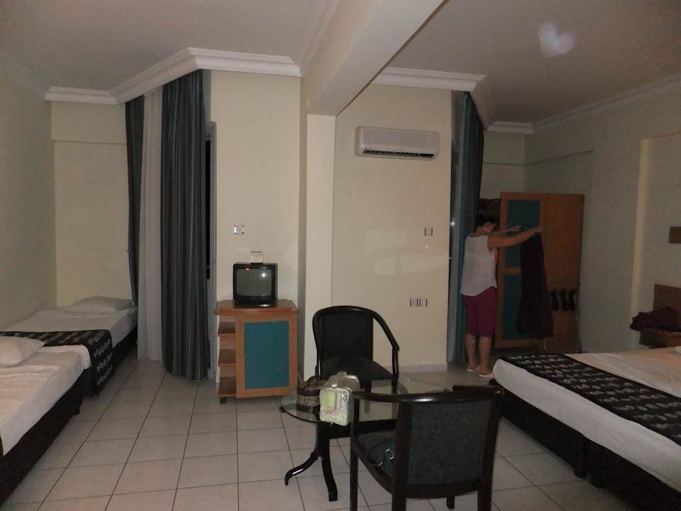 Pokój 4 osobowy Hotel Aslan City Kleopatra