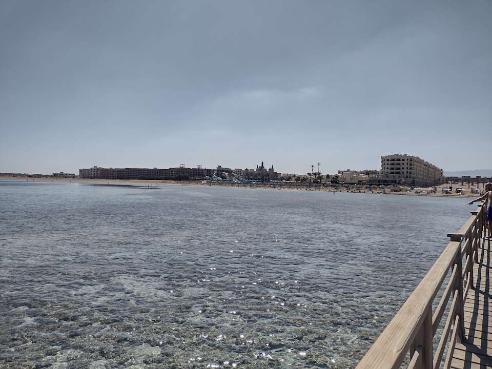 Strand Gravity Hotel & Aquapark Sahl Hasheesh