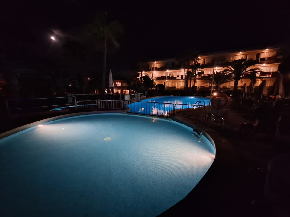 Pool Club Simó Hotel by Senator