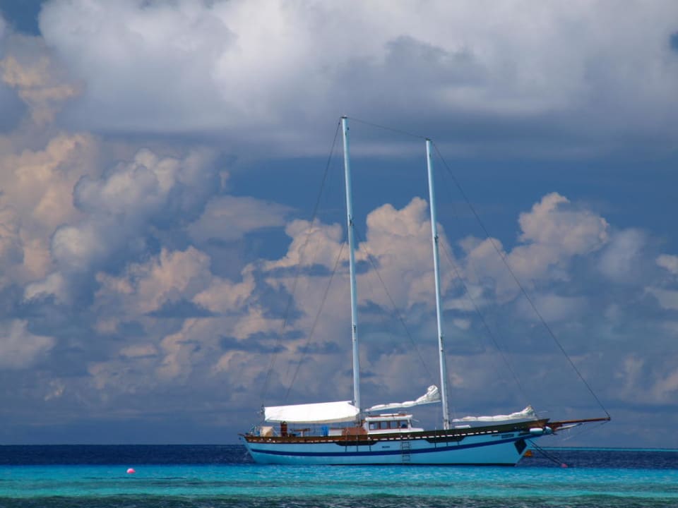 Boot Kuredu Island Resort & Spa